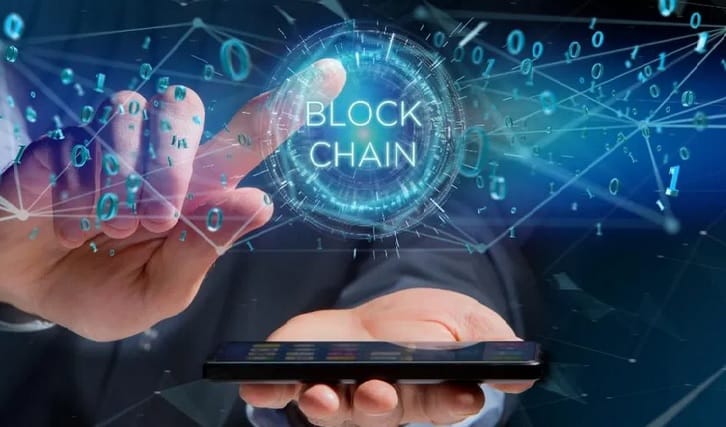 كيف تؤثر تقنية البلوك تشين علي تطوير التطبيقات والأعمال ؟